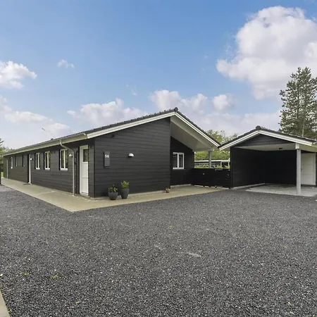 Holiday home Gardi