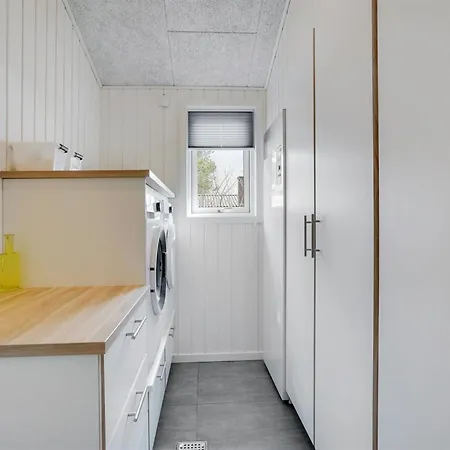Gardi - 14km From The Sea By Interhome *